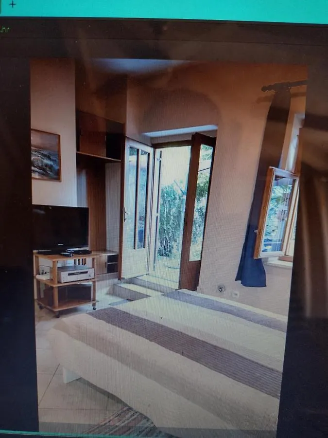 Bruno Apartment Bale Croatia